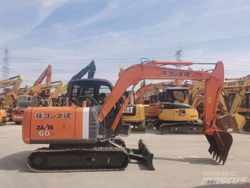 Hitachi ZX 60 小型挖掘机