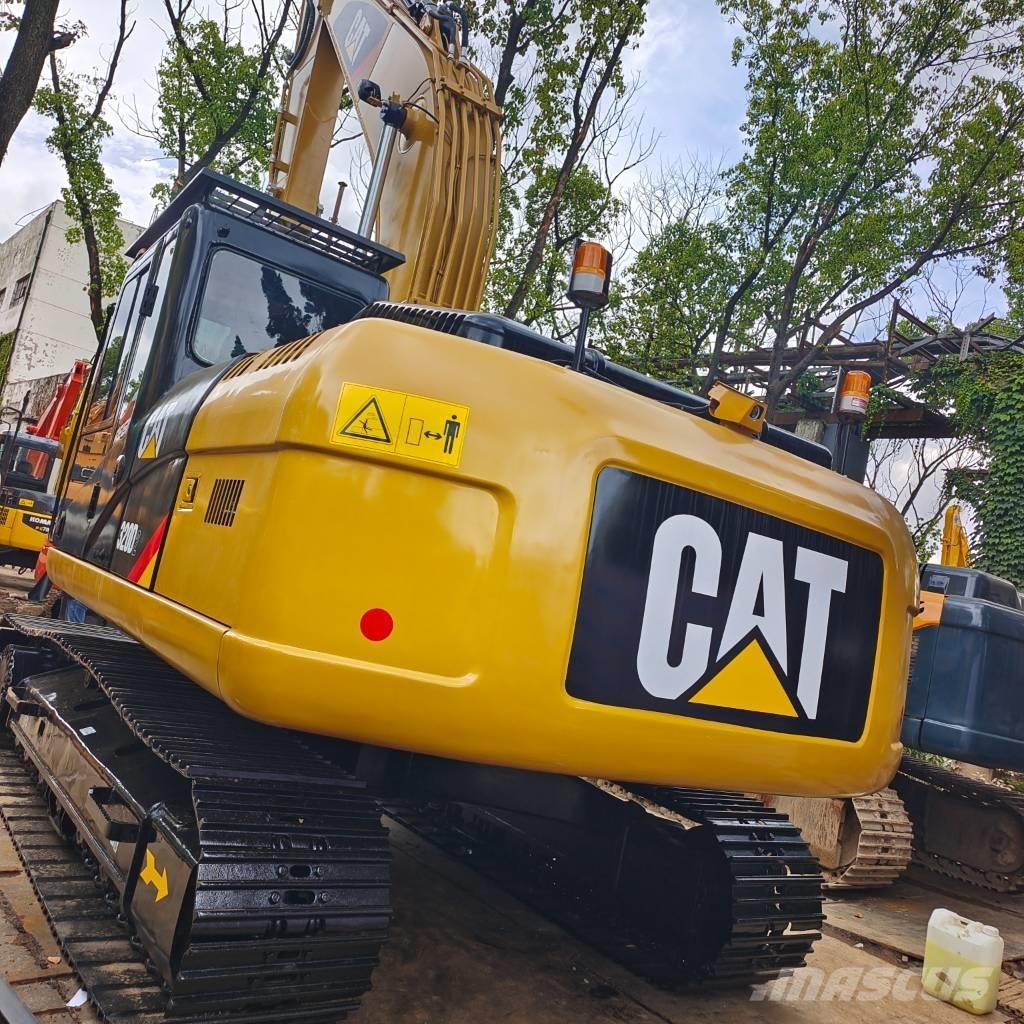 CAT 320D2 履带挖掘机