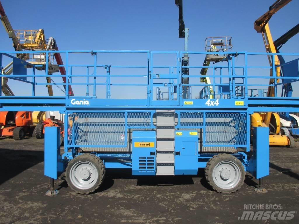 Genie GS 4390 RT 剪叉式升降机