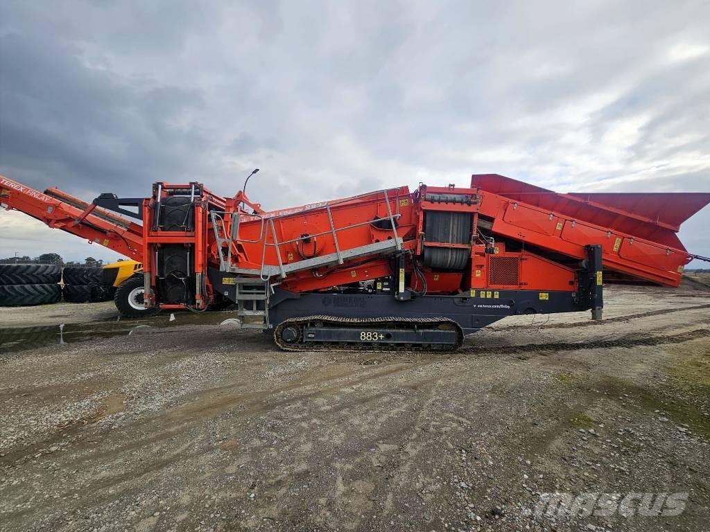 Terex Finlay 883+ 移动式筛分机