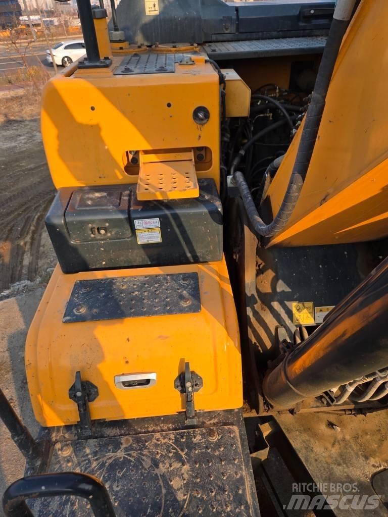 Hyundai HW 145 轮式挖掘机