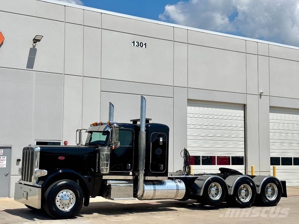 Peterbilt 389 牵引车
