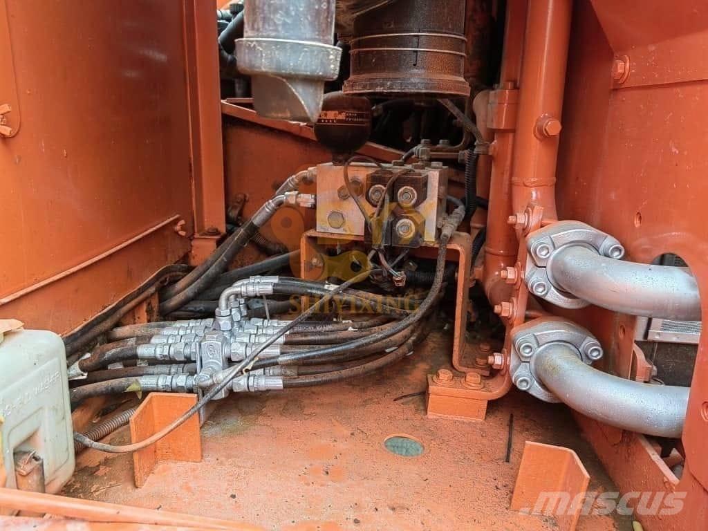 Doosan DX 225 LL 履带挖掘机