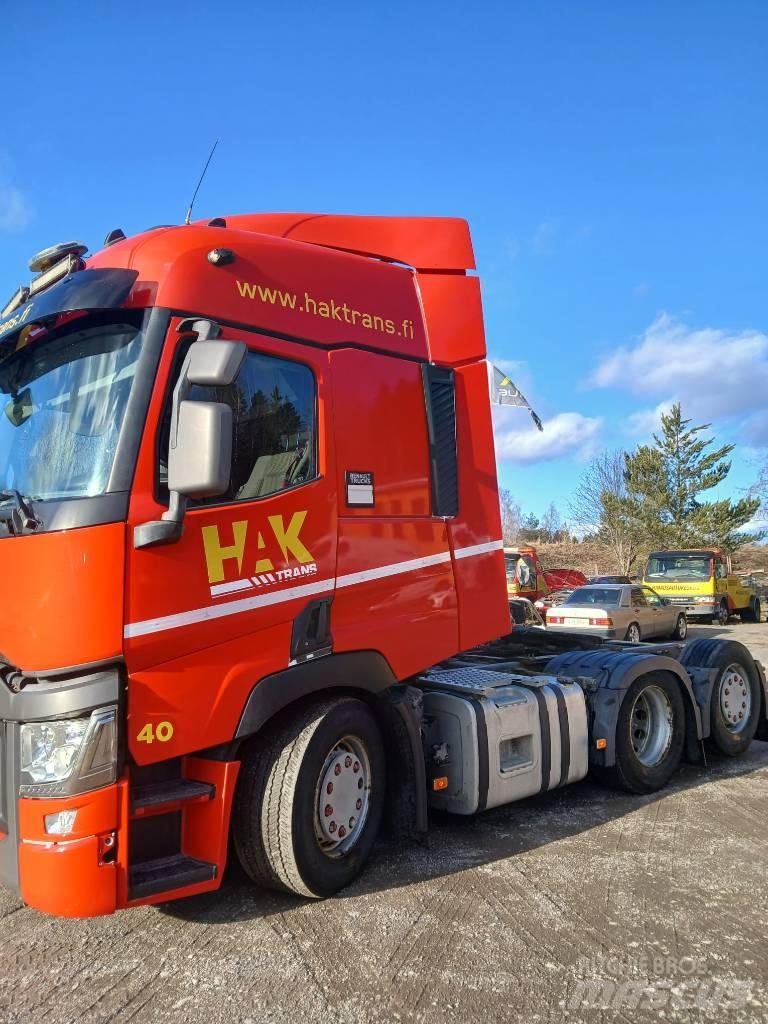Renault T 460 DTI 11 牵引车