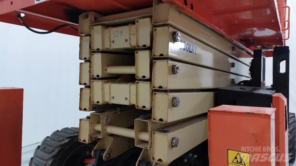 JLG 530 LRT 剪叉式升降机