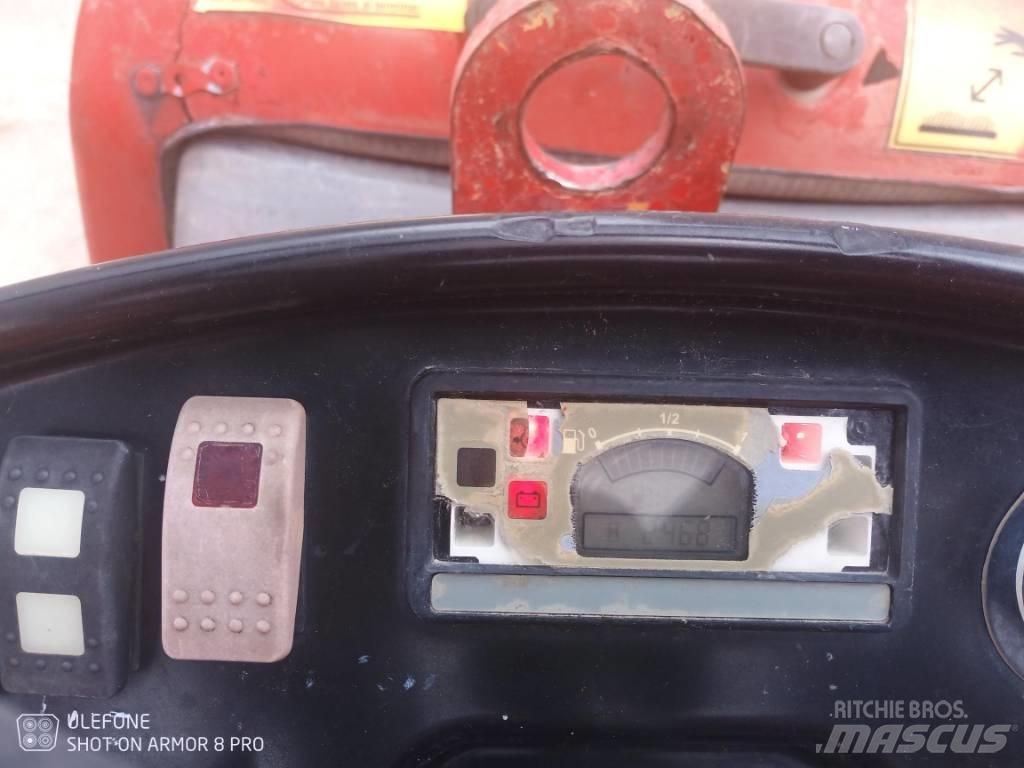 Dynapac CC 800 双轮压路机