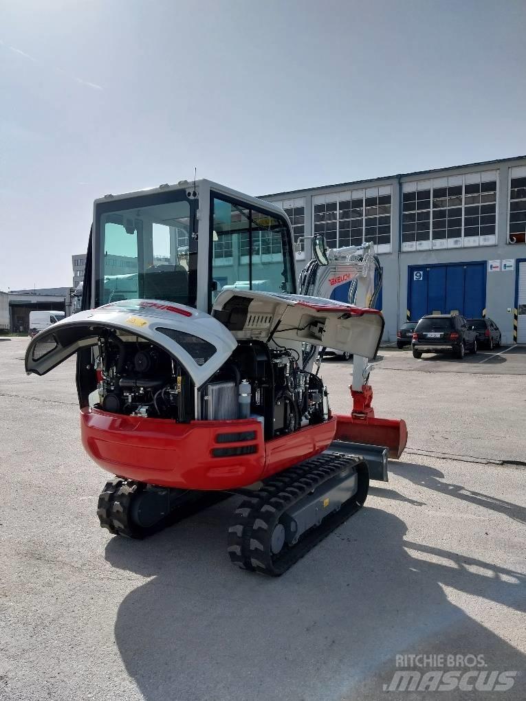 Takeuchi TB230 小型挖掘机