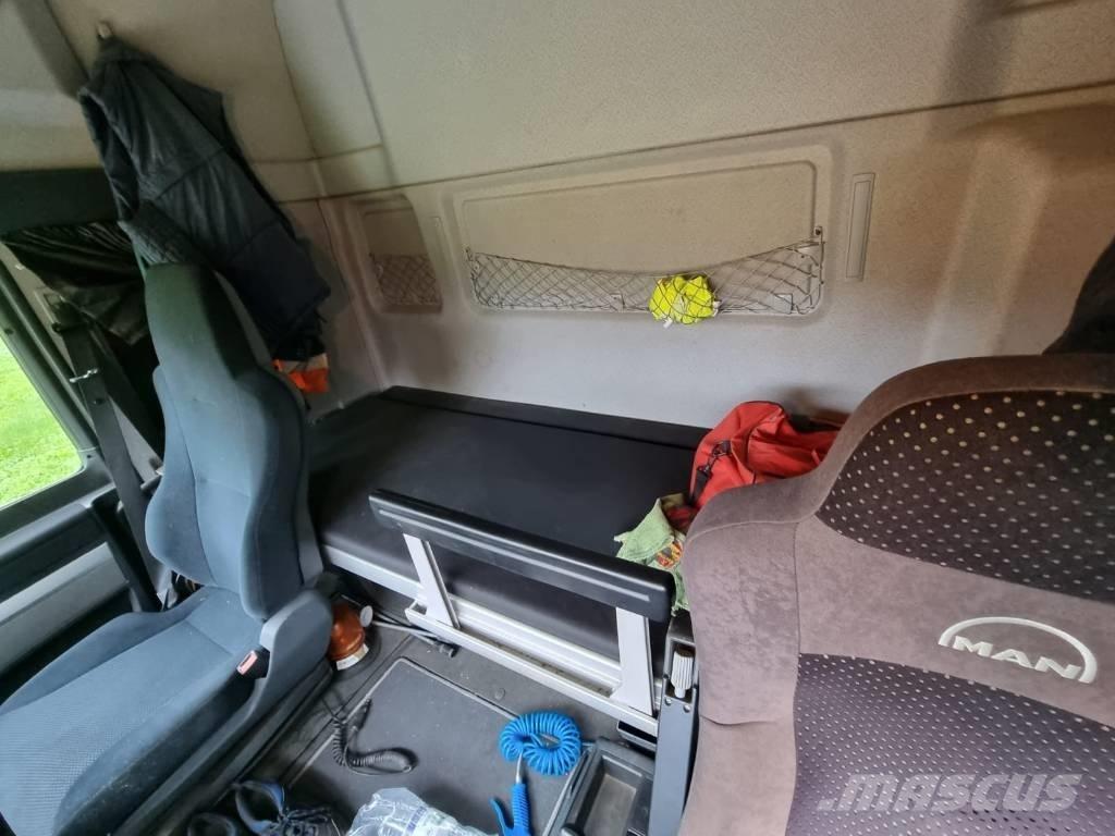 MAN TGX 26.440 车辆运输车