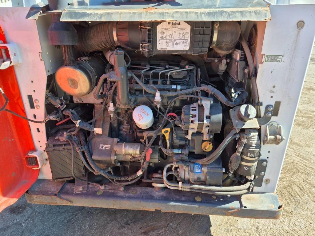 Bobcat S 570 滑移装载机