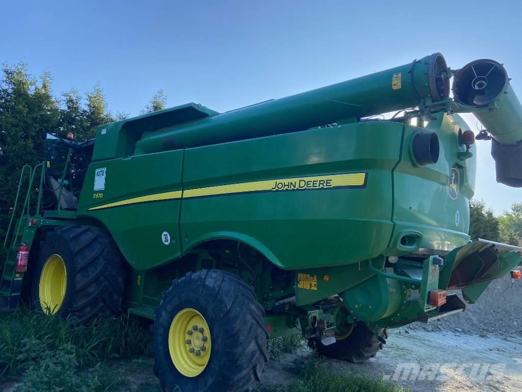 John Deere S 670 i 联合收割机