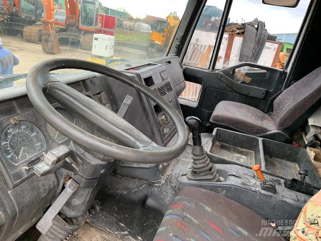 Iveco Eurotech 自卸式货车
