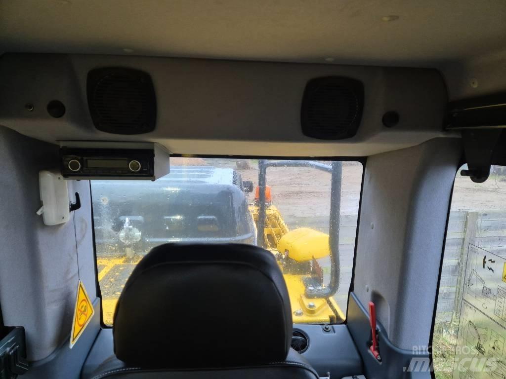 Komatsu PC210 LC-11 履带挖掘机