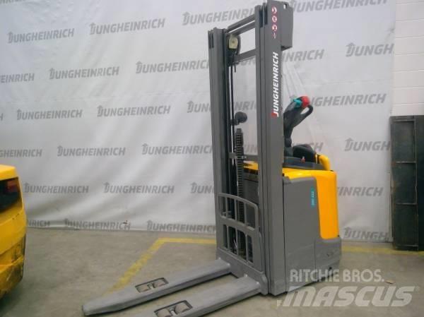 Jungheinrich ERC 212 行走式堆垛机