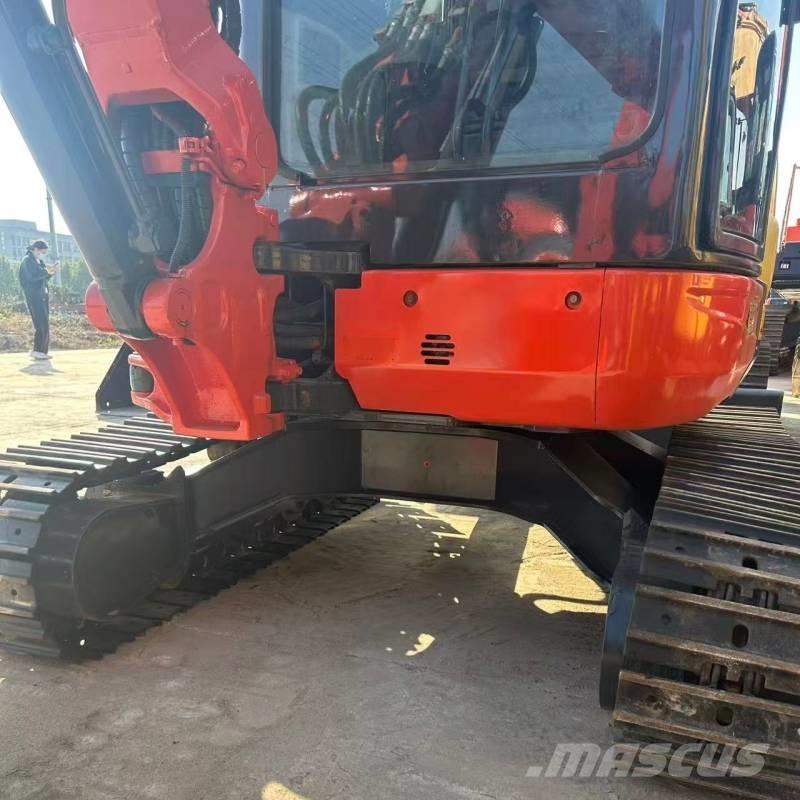 Kubota U 35 小型挖掘机