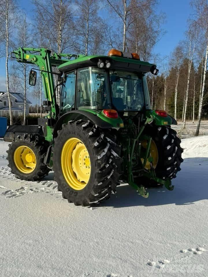John Deere 5100R 拖拉机/农用车