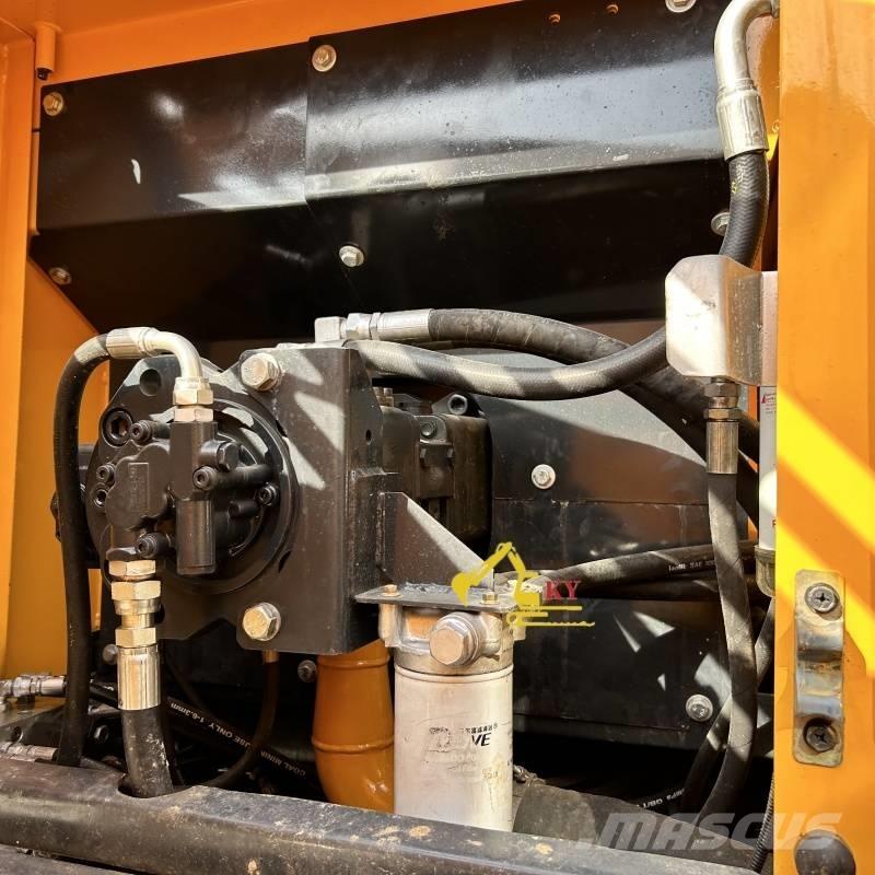 Hyundai 220-9 履带挖掘机