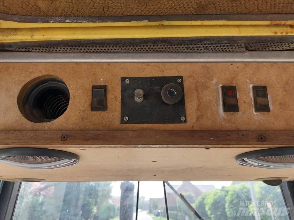 John Deere 1040 拖拉机/农用车
