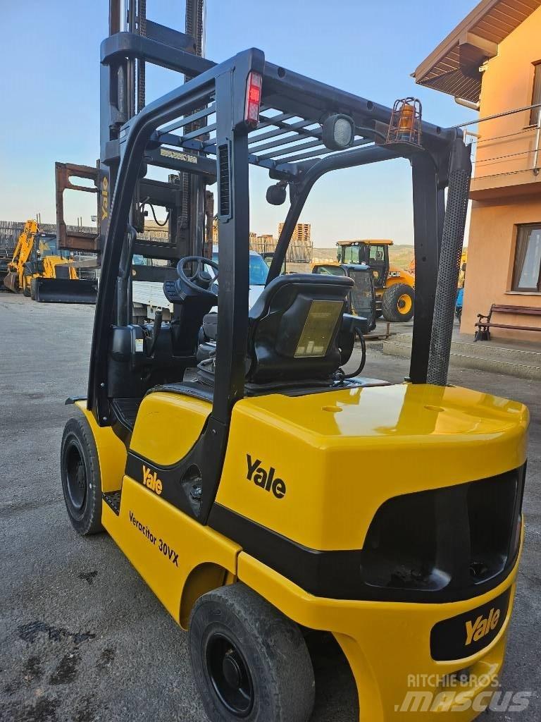 Yale 30 veracitor 前移式叉车