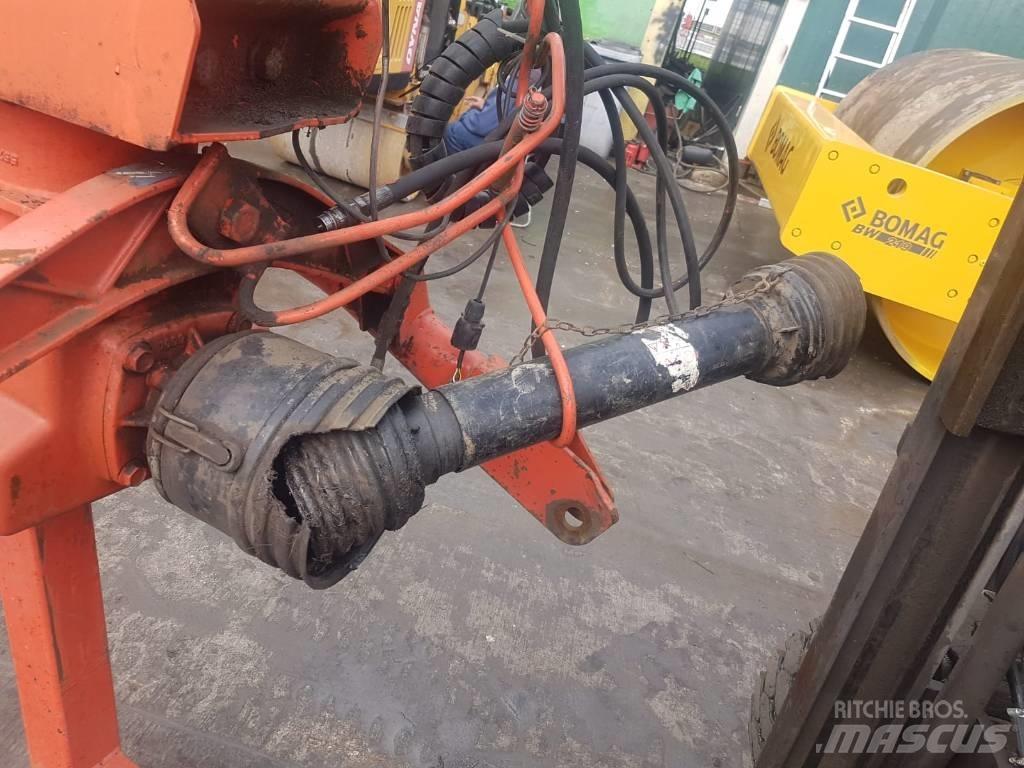 Kuhn FC 303 G C 割草机