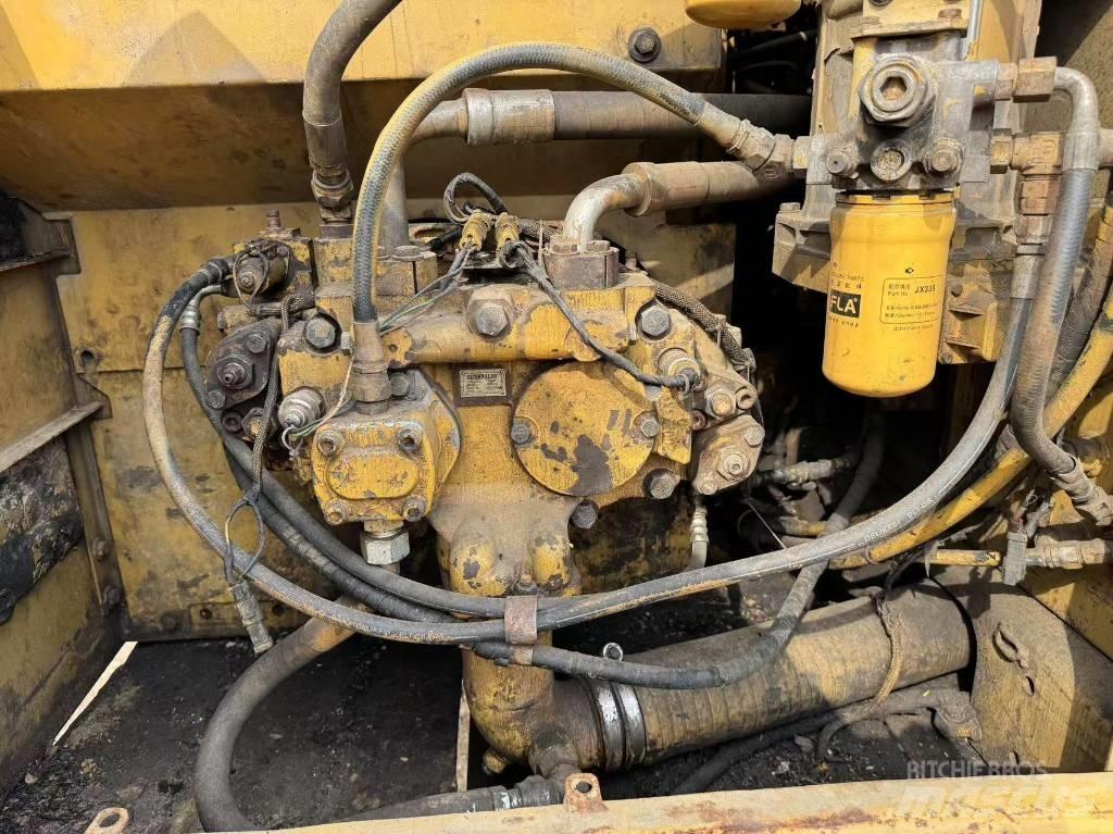 CAT 320 C 履带挖掘机