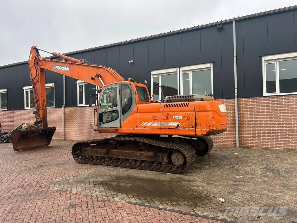 Doosan DX255LC 履带挖掘机