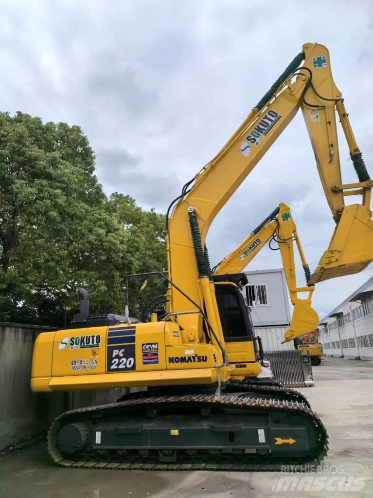 Komatsu PC 220-8 履带挖掘机
