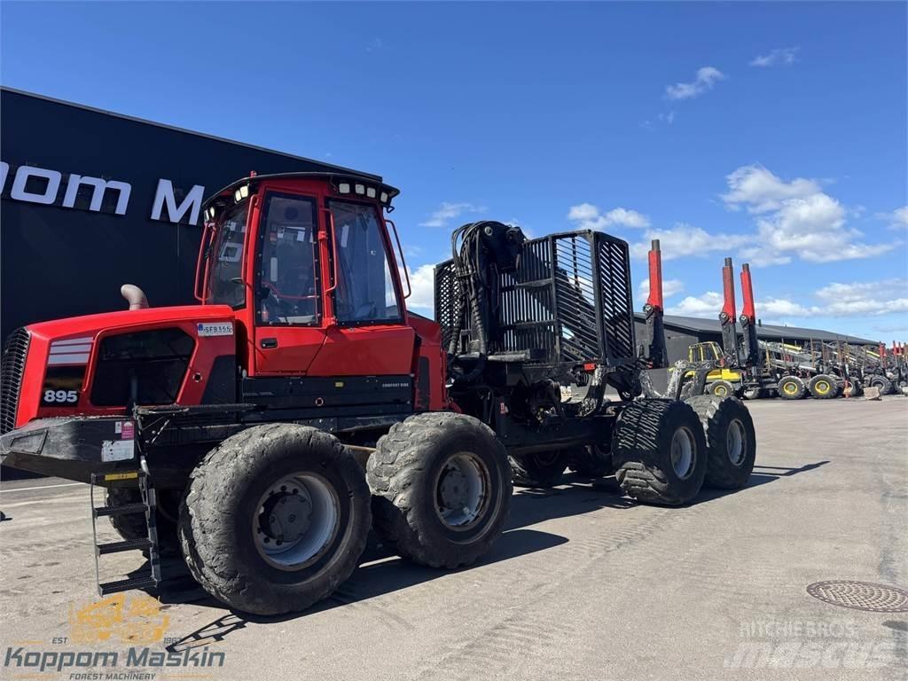 Komatsu 895 集运机