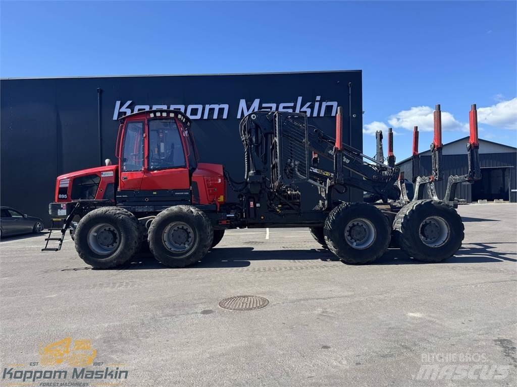 Komatsu 895 集运机
