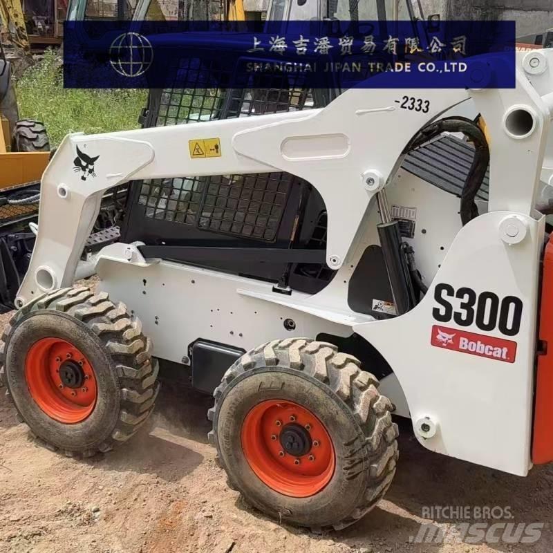 Bobcat S 300 滑移装载机
