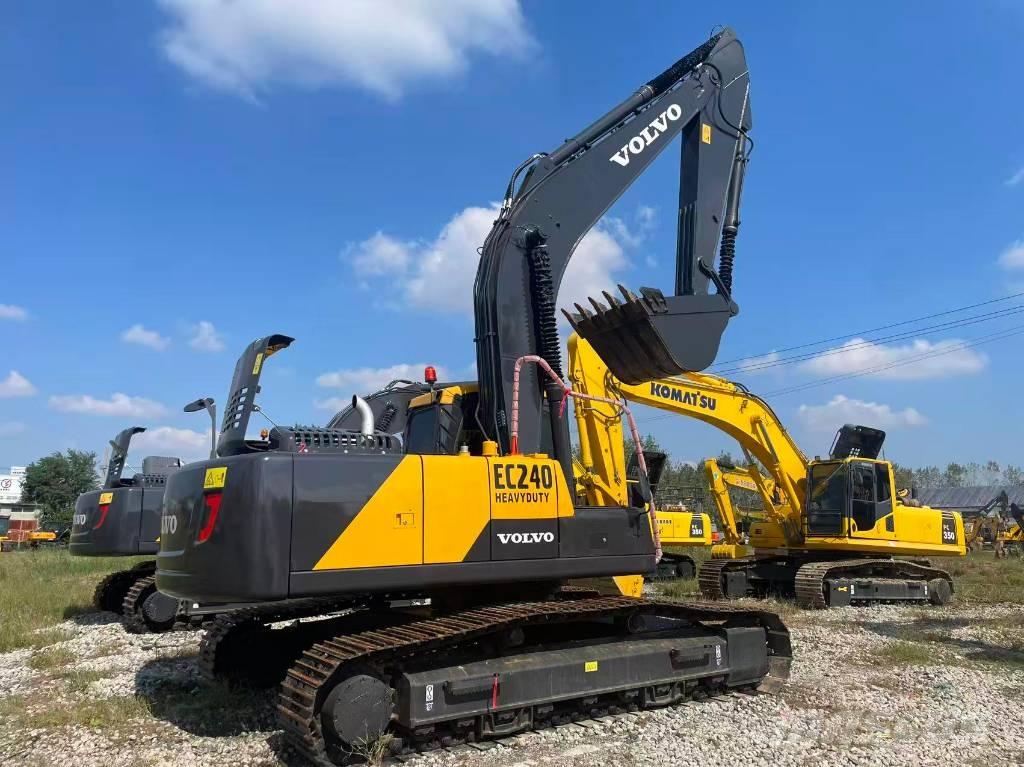 Volvo EC 240 履带挖掘机