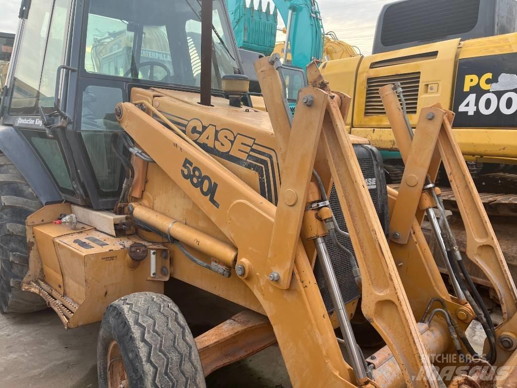 CASE 580 L 反铲装载机