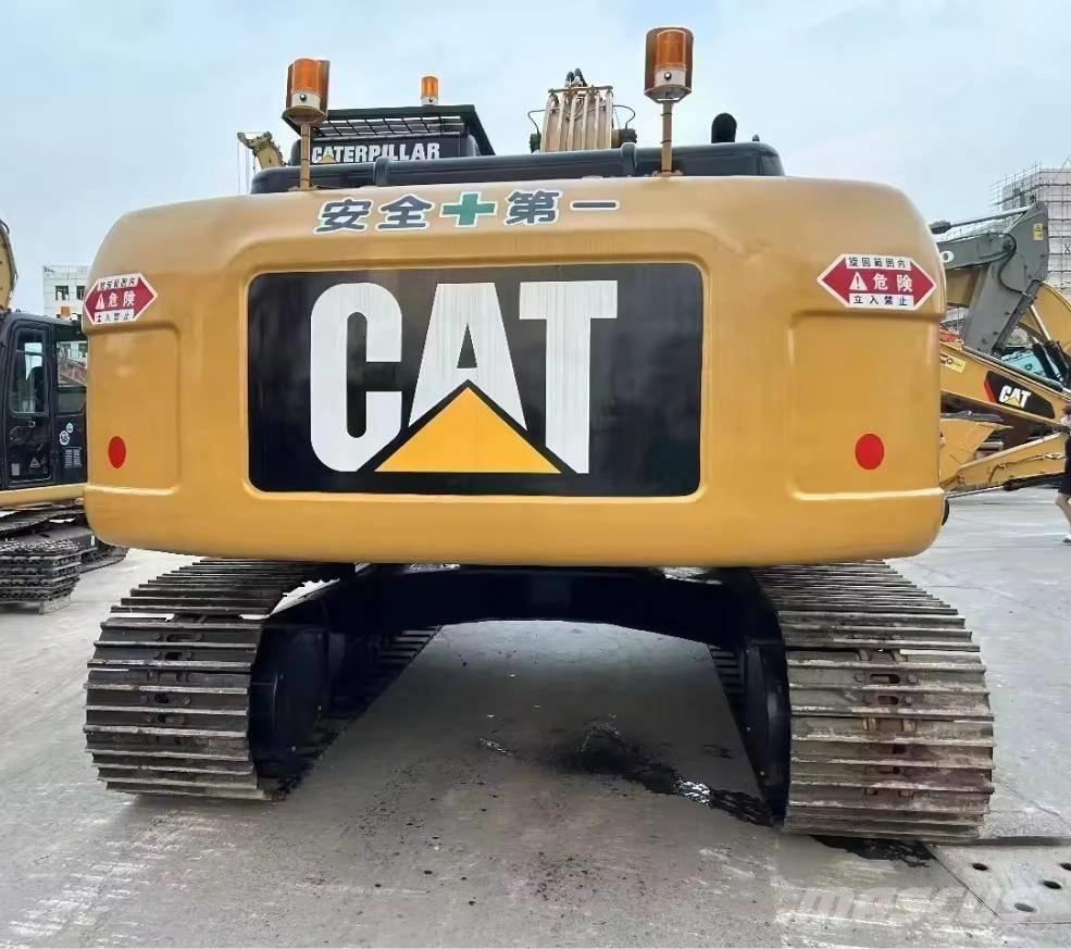 CAT 323 D 履带挖掘机