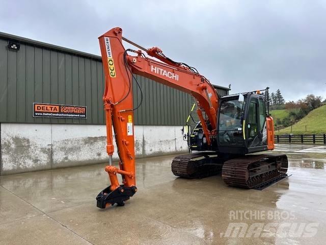 Hitachi ZX 135 US-6 履带挖掘机