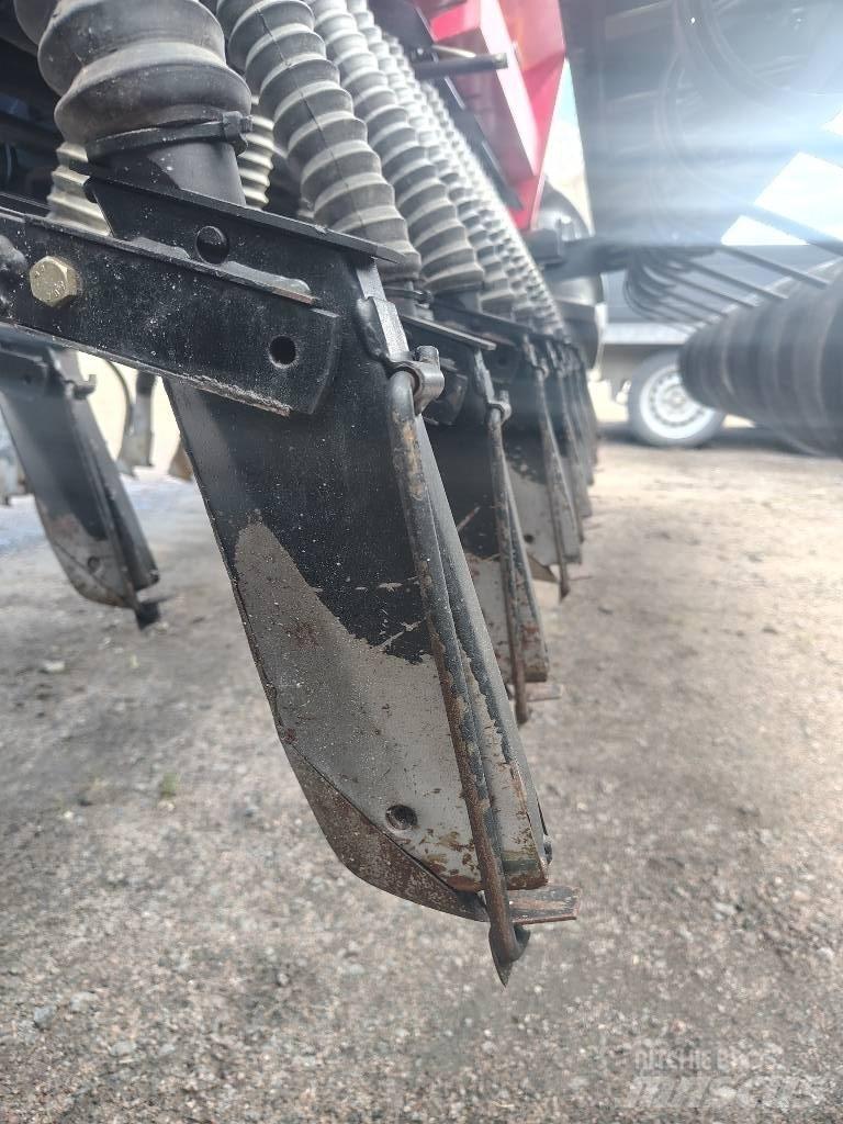 Juko 2500H 多功能条播机