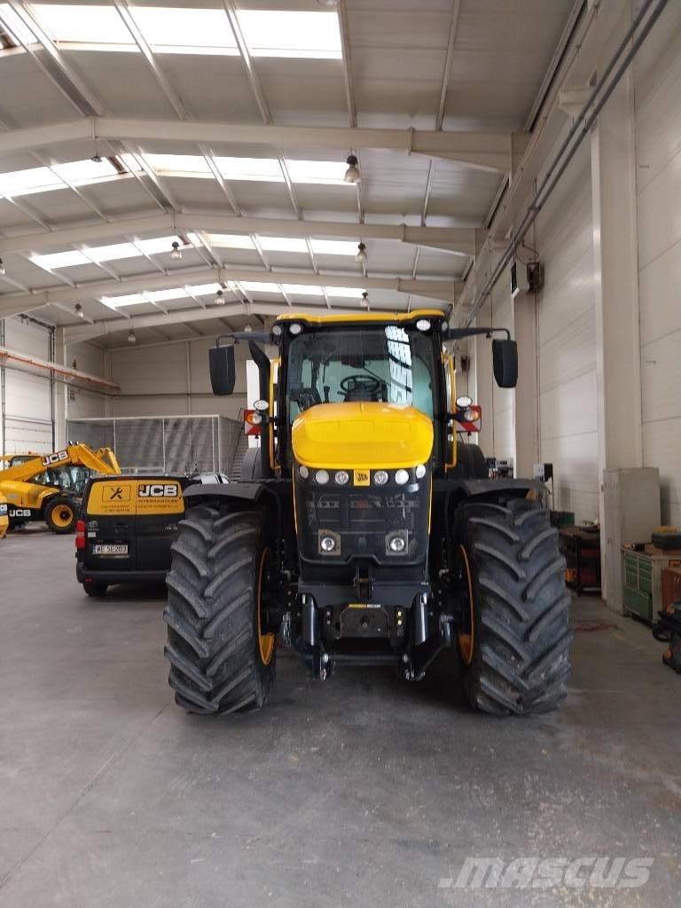 JCB 8330 iCON 拖拉机/农用车