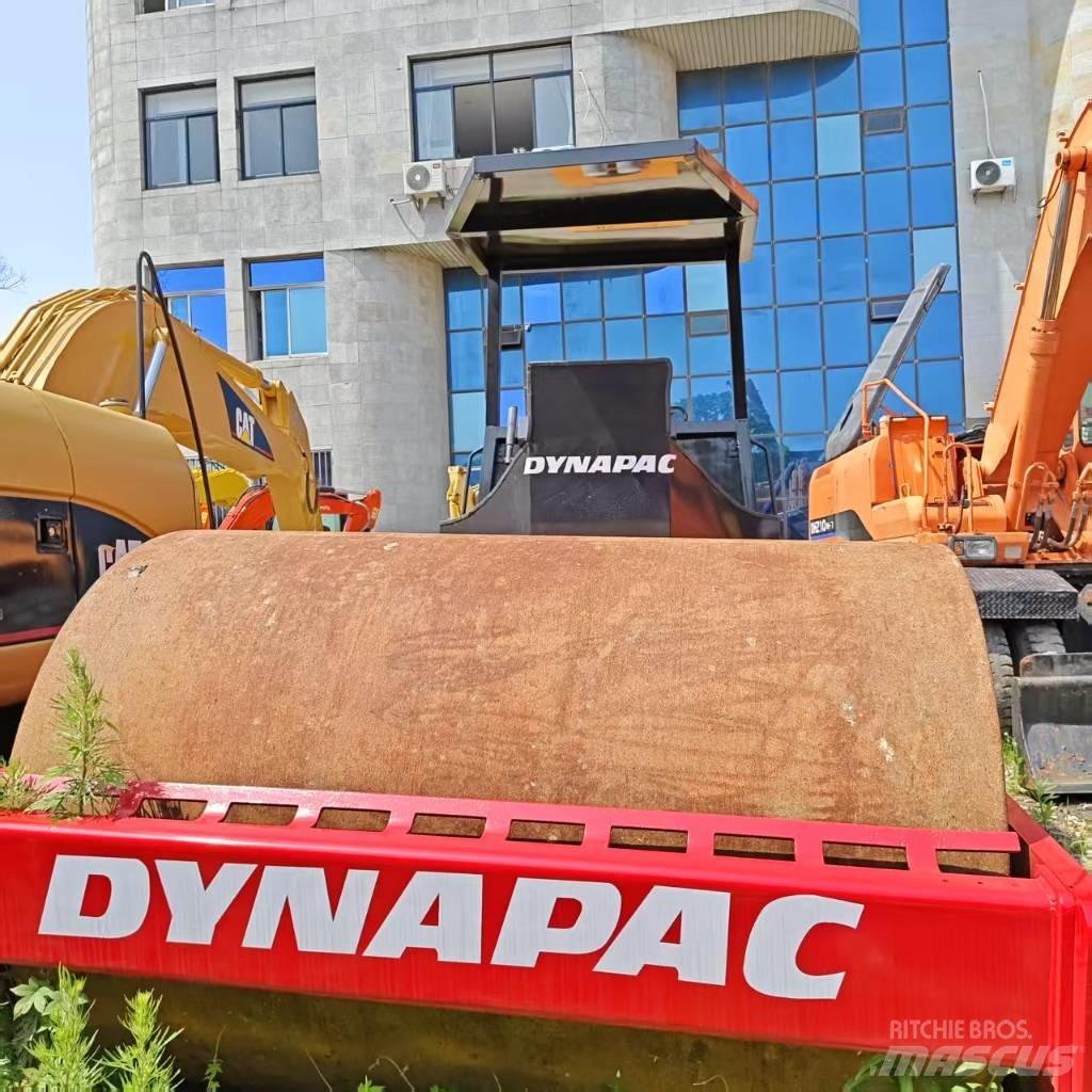 Dynapac CA251D 单轮压路机