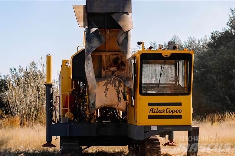 Atlas Copco DM30 钻孔机