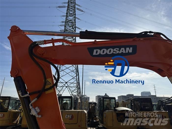 Doosan DX 60 小型挖掘机