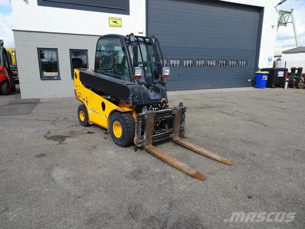 JCB TLT30 伸缩臂叉装车|叉装车