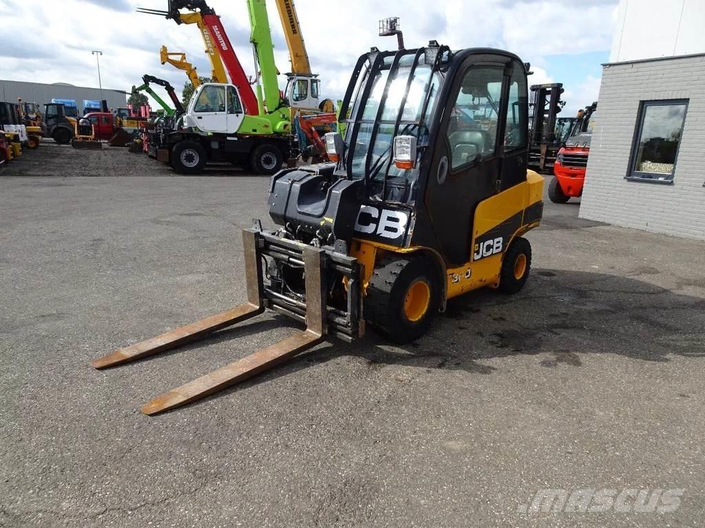 JCB TLT30 伸缩臂叉装车|叉装车
