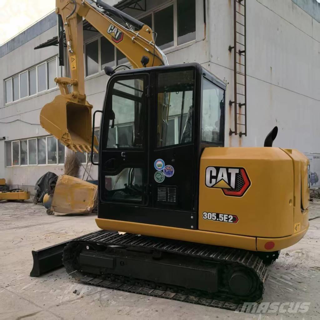 CAT 305.5e2 小型挖掘机