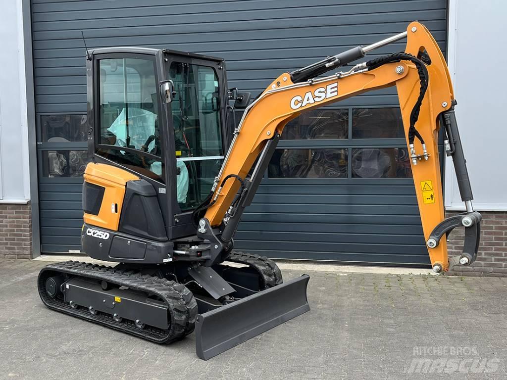 CASE CX 25 D 小型挖掘机