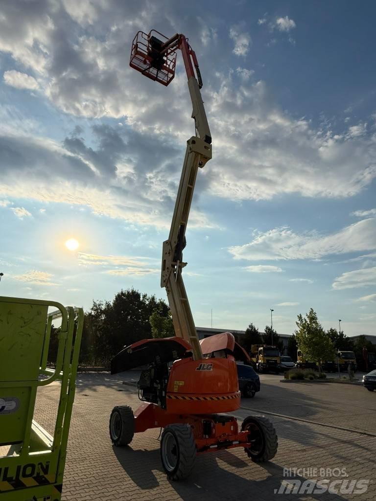 JLG EC450AJ 曲臂高空工作平台