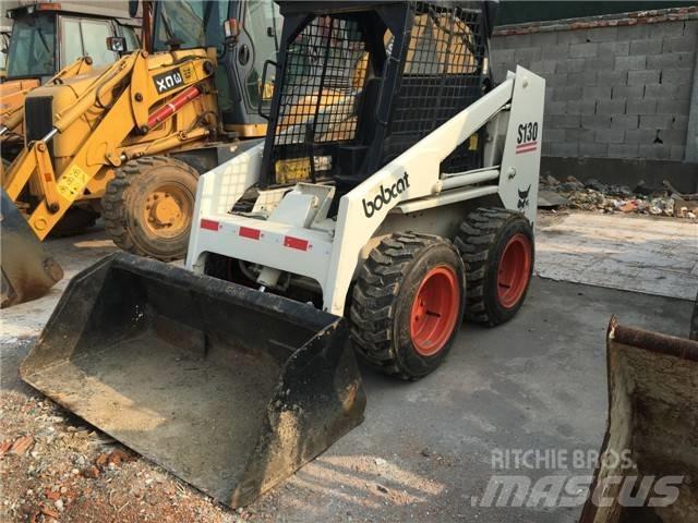 Bobcat S 130 滑移装载机