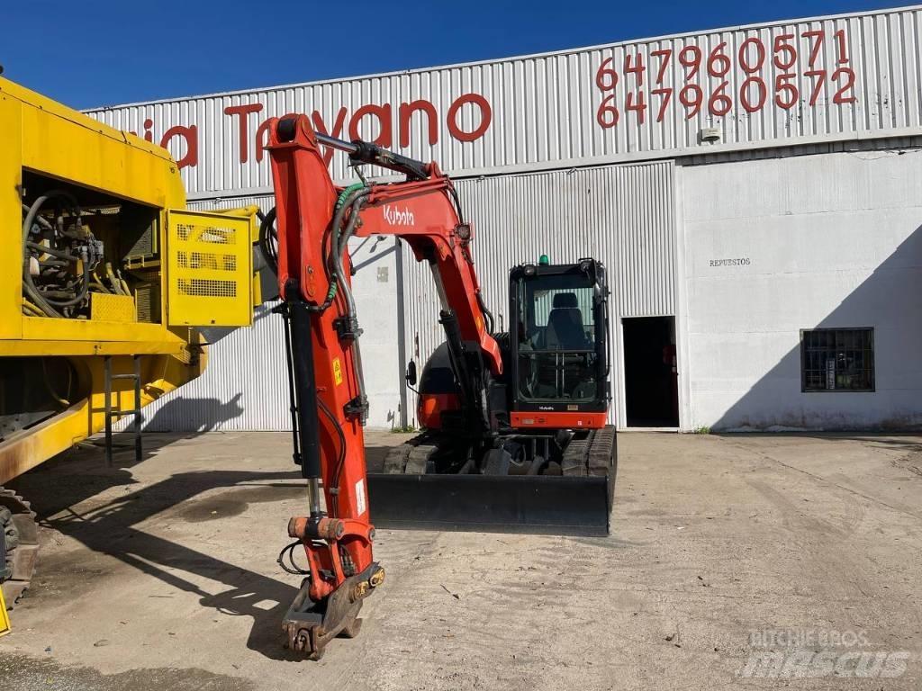 Kubota KX 080-4 中型挖掘机