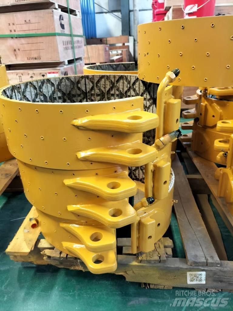 Komatsu D155 制动器