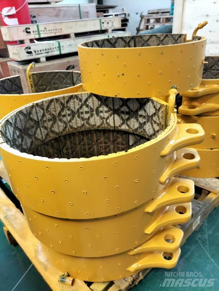 Komatsu D155 制动器