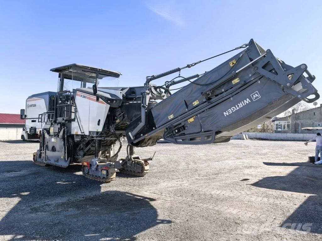 Wirtgen W 200 F 沥青路面铣刨机|铣刨机