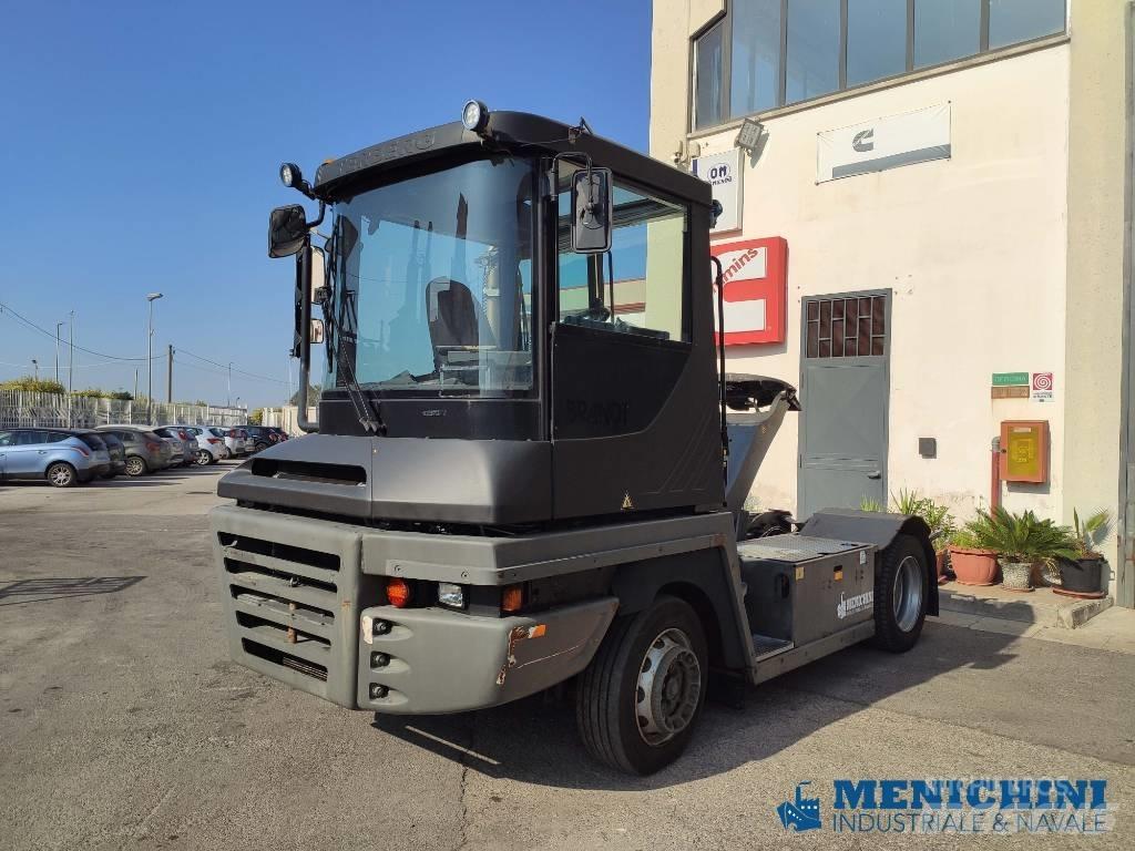 Terberg TT 223 码头牵引车