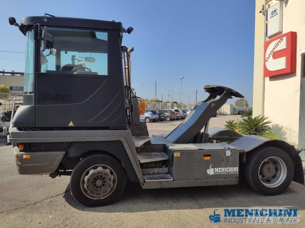 Terberg TT 223 码头牵引车